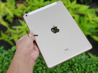 iPad 2018 Gen 6 32G Wifi, Sim 4G LTE